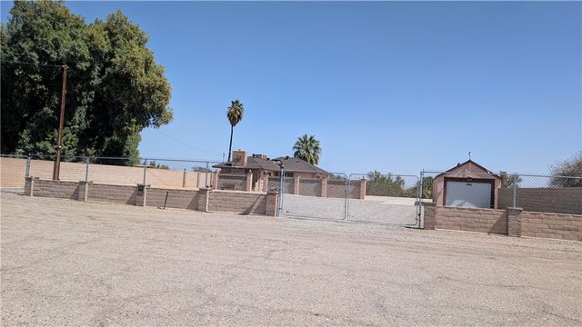184 Clark Way, Palo Verde, CA 92266