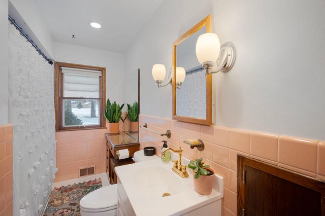 809 Bradford Avenue, Champlin, MN 55316