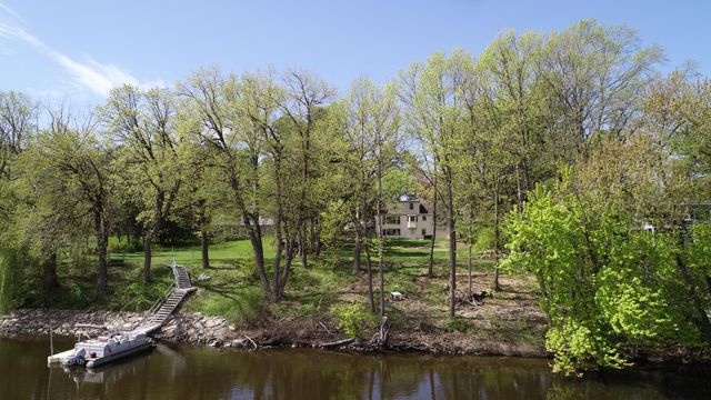 809 Bradford Avenue, Champlin, MN 55316