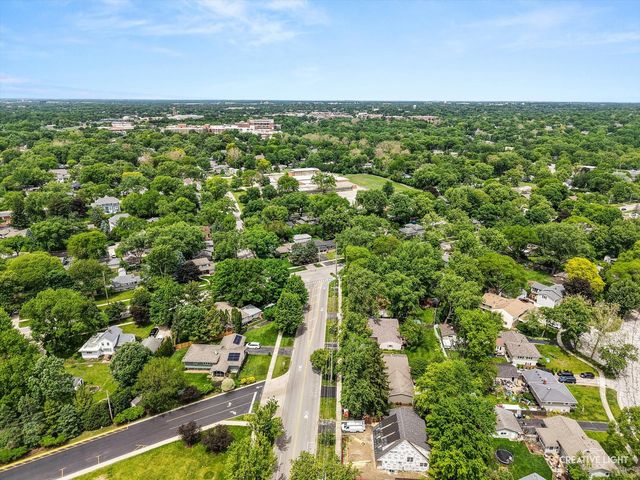 1128 Modaff Road, Naperville, IL 60540