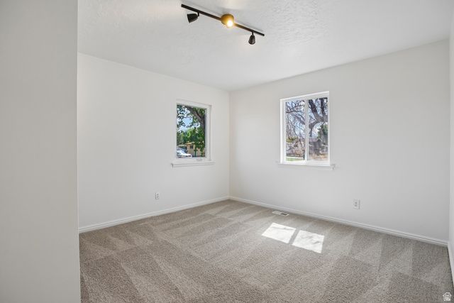 13235 S 2120 W, Riverton, UT 84065