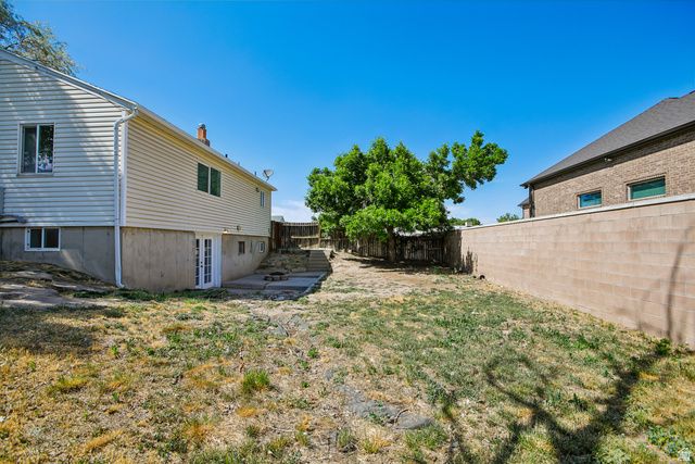 13235 S 2120 W, Riverton, UT 84065