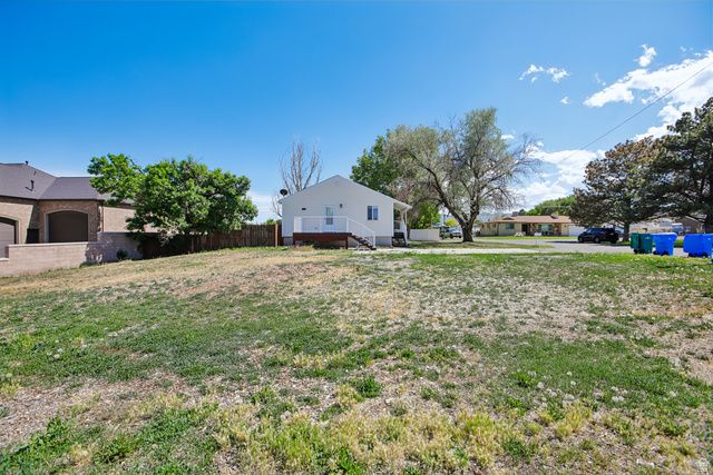 13235 S 2120 W, Riverton, UT 84065