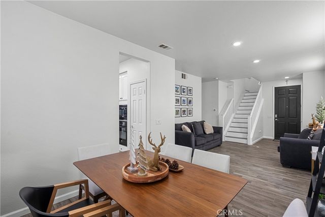 19904 Holly Drive, Saugus, CA 91350