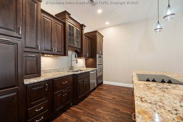 208 Hemlock Street, Eleanor, WV 25070