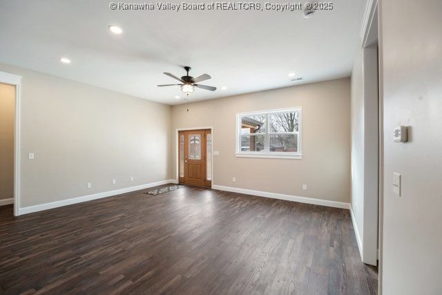 208 Hemlock Street, Eleanor, WV 25070