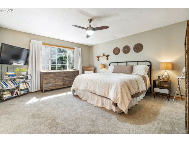 2644 Se PALOMA Ter, Gresham, OR 97080