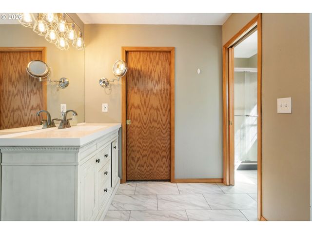 2644 Se PALOMA Ter, Gresham, OR 97080