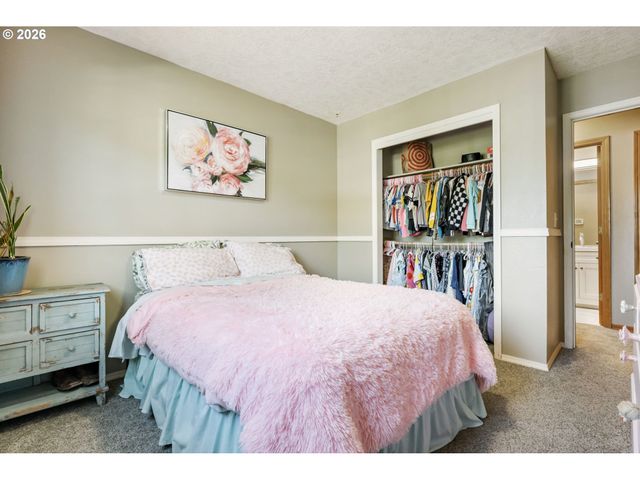 2644 Se PALOMA Ter, Gresham, OR 97080