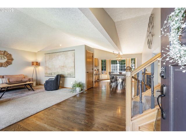 2644 Se PALOMA Ter, Gresham, OR 97080