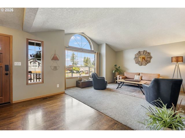 2644 Se PALOMA Ter, Gresham, OR 97080