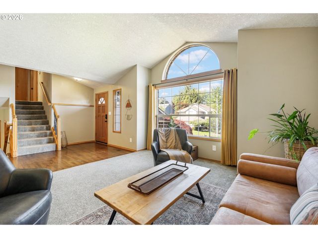 2644 Se PALOMA Ter, Gresham, OR 97080