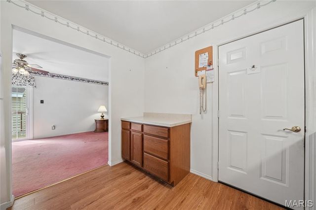 528 Spring Glen Drive, Ballwin, MO 63021