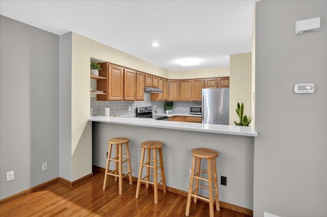18 Hidden Hollow Trail, Madison, WI 53717