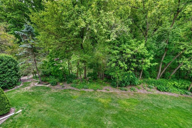 18 Hidden Hollow Trail, Madison, WI 53717