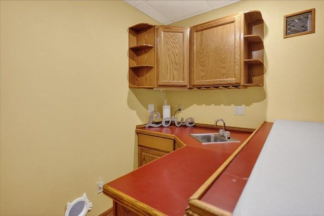 18 Hidden Hollow Trail, Madison, WI 53717