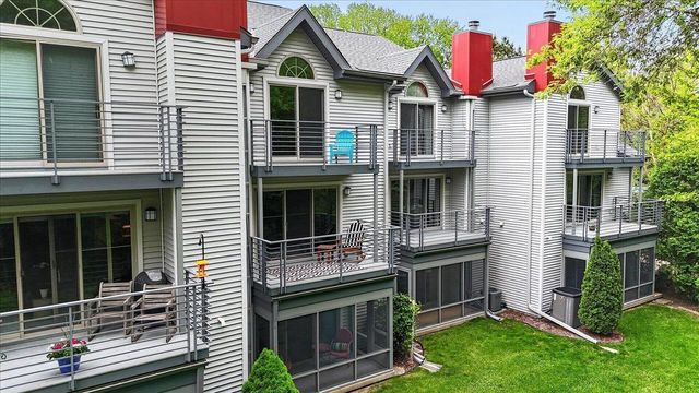 18 Hidden Hollow Trail, Madison, WI 53717