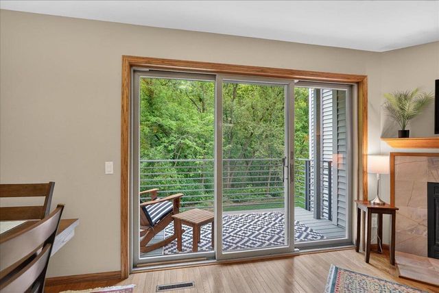 18 Hidden Hollow Trail, Madison, WI 53717