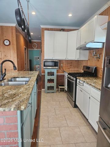 11028 Minnesota Street, Bay Saint Louis, MS 39520