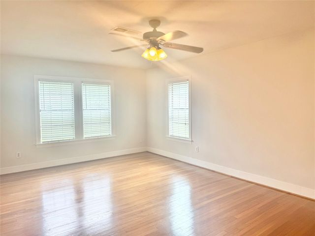 212 South Street, Baytown, TX 77520