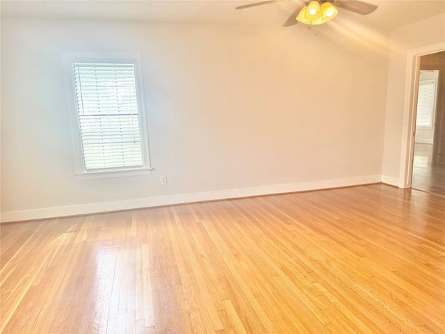 212 South Street, Baytown, TX 77520