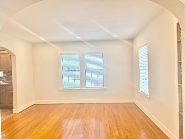 212 South Street, Baytown, TX 77520
