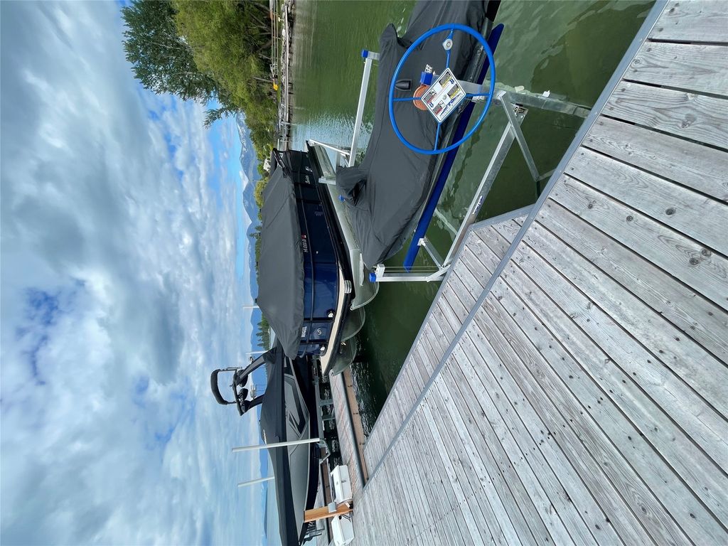 Image 20 of property listing at 50588 Us Highway 93, Polson, MT 59860