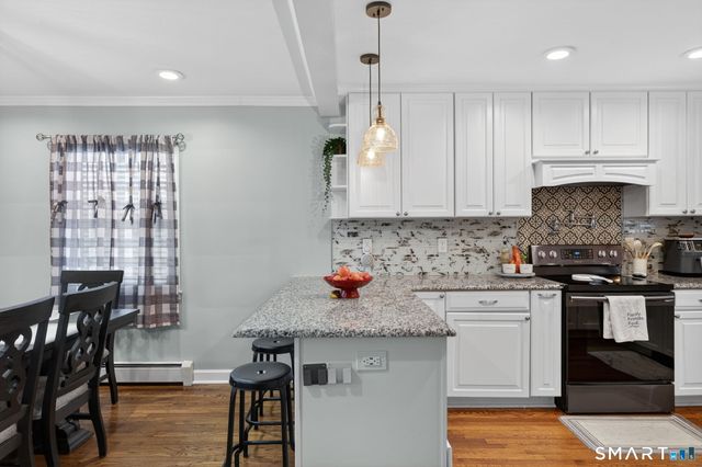 83 Deerfield Drive, Manchester, CT 06040