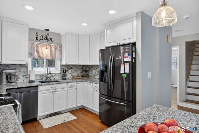 83 Deerfield Drive, Manchester, CT 06040