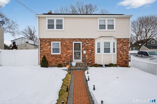 83 Deerfield Drive, Manchester, CT 06040