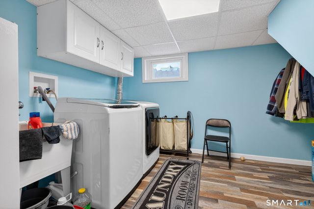 83 Deerfield Drive, Manchester, CT 06040