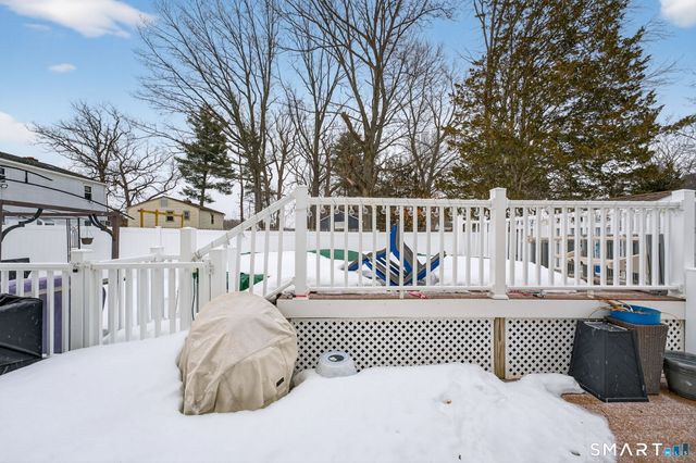 83 Deerfield Drive, Manchester, CT 06040