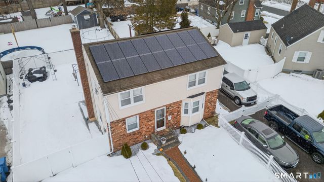 83 Deerfield Drive, Manchester, CT 06040