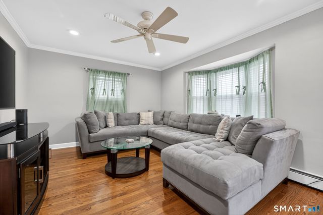 83 Deerfield Drive, Manchester, CT 06040