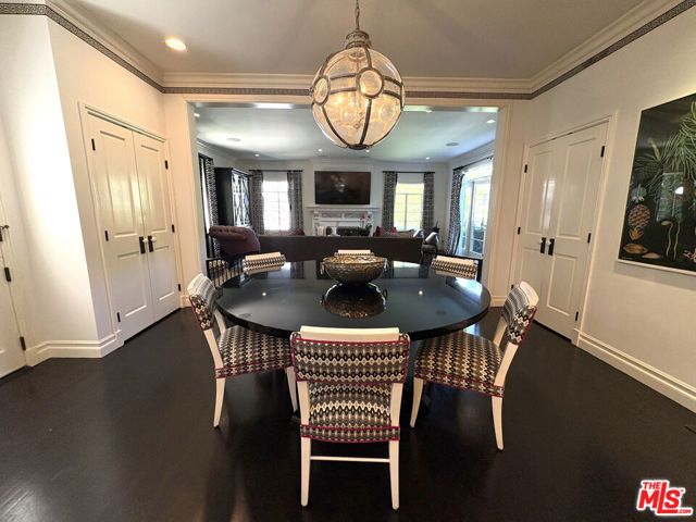 624 Trenton Drive, Beverly Hills, CA 90210