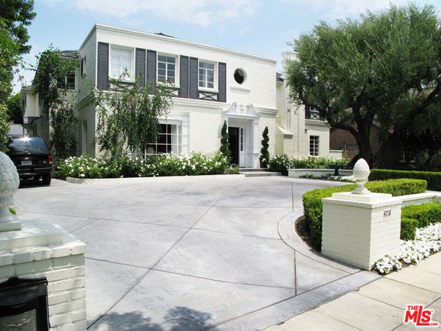 624 Trenton Drive, Beverly Hills, CA 90210