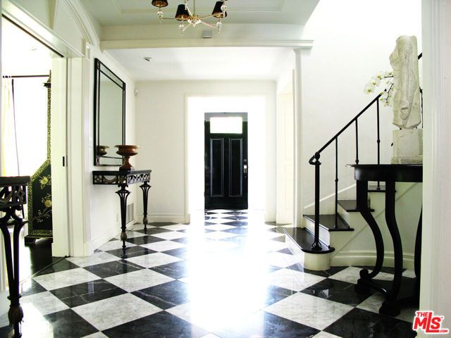 624 Trenton Drive, Beverly Hills, CA 90210