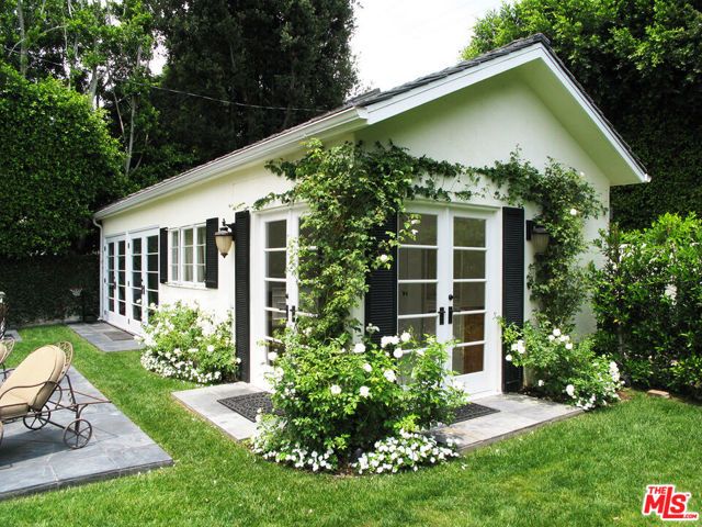 624 Trenton Drive, Beverly Hills, CA 90210