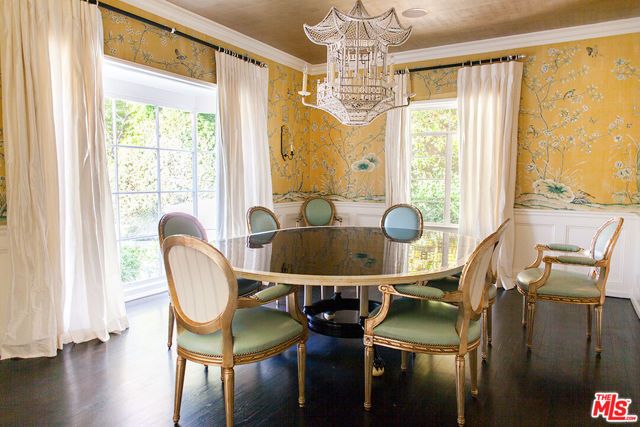 624 Trenton Drive, Beverly Hills, CA 90210