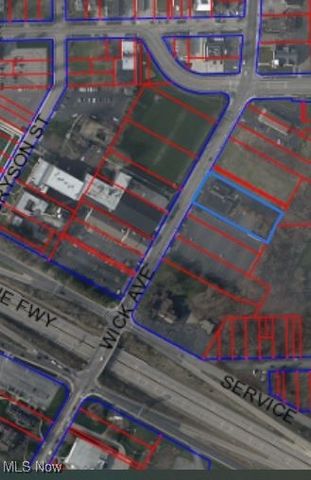 755 Wick Avenue, Youngstown, OH 44505