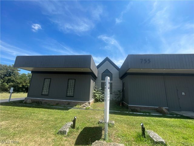 755 Wick Avenue, Youngstown, OH 44505