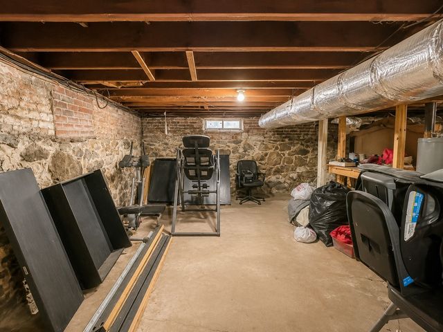 37 Devlin Passway, Fitchburg, MA 01420