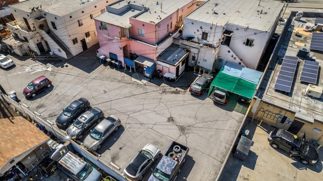 9616 Long Beach Boulevard, South Gate, CA 90280