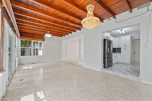 8927 Carlyle Avenue, Surfside, FL 33154