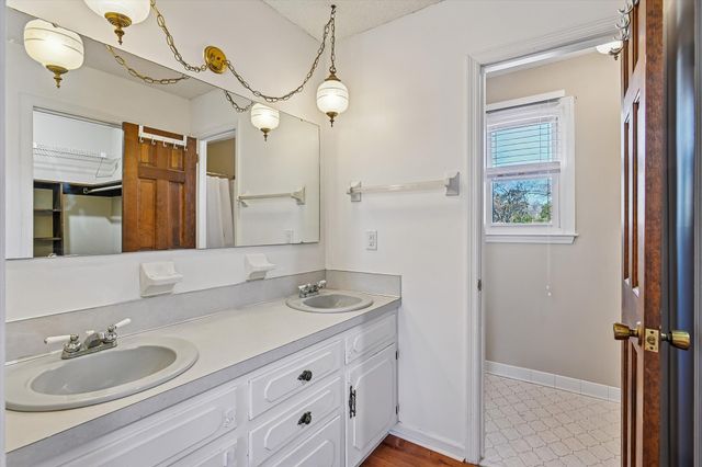 63 Monte Sano Drive, Hanahan, SC 29410