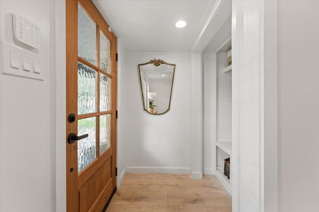 8724 Rexford Drive, Dallas, TX 75209