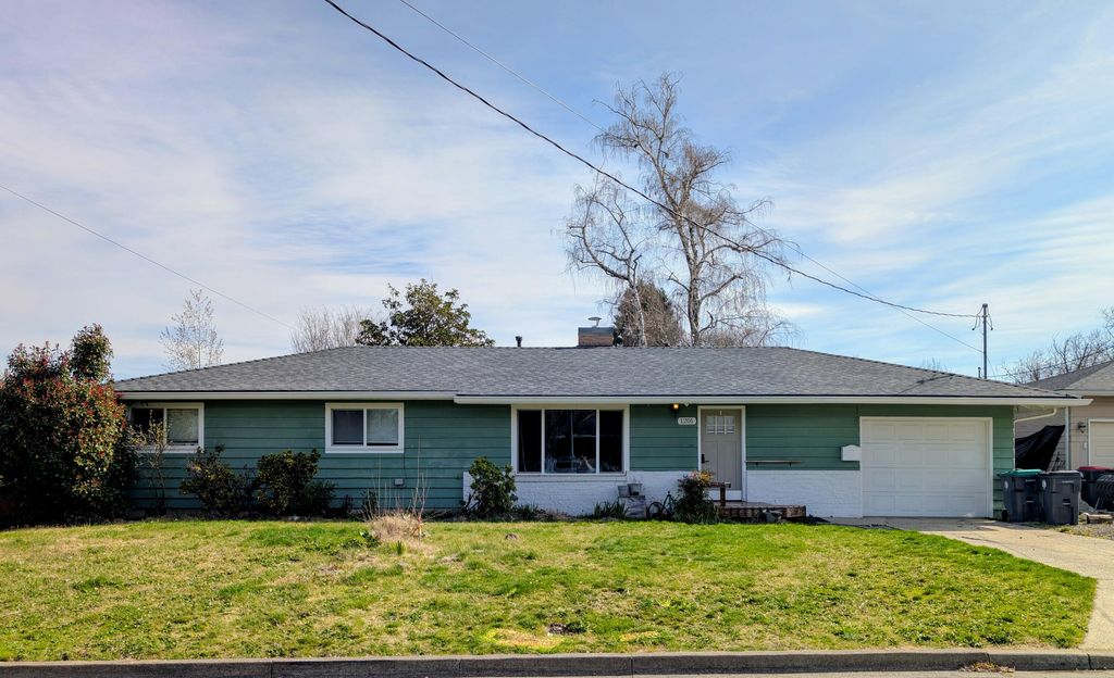 1201 Leland Street, Medford, OR 97501