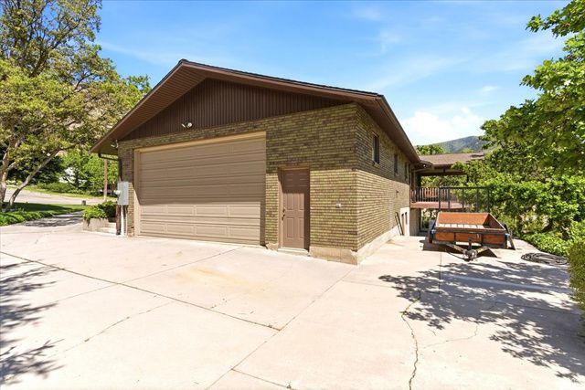 3269 N 1000 E, North Ogden, UT 84414