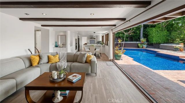 6312 Tahoe Drive, Los Angeles, CA 90068