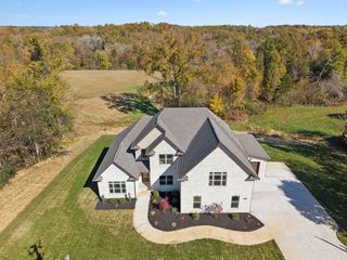 2895 Cooper Creek Rd, Woodlawn, TN 37191